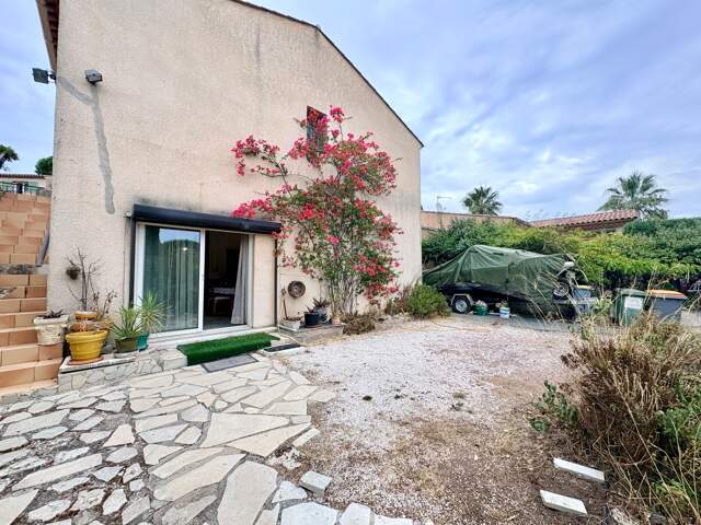 Maison à fort potentiel avec 2 appartements indépendants – Fréjus (La Tour de Mare) — photo du bien