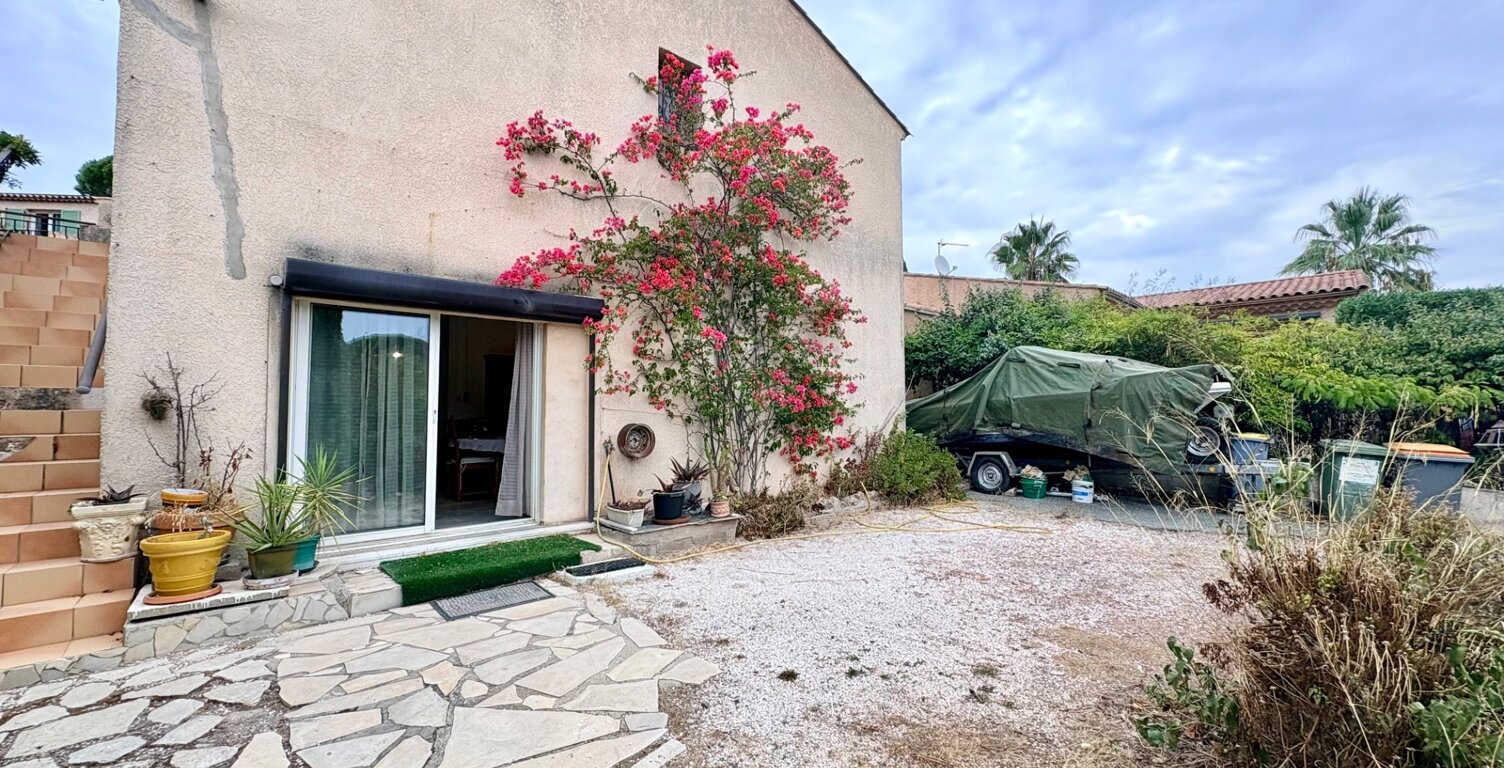 Maison à fort potentiel avec 2 appartements indépendants – Fréjus (La Tour de Mare) — photo 1