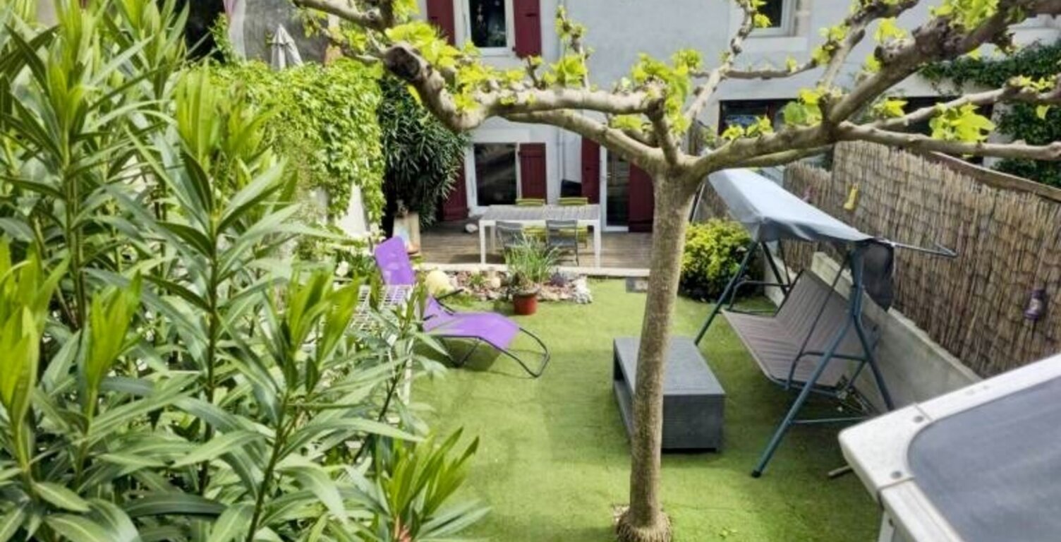 Dpt Ardèche (07), à vendre ROCHEMAURE T3 duplex en rez de jardin — photo 1