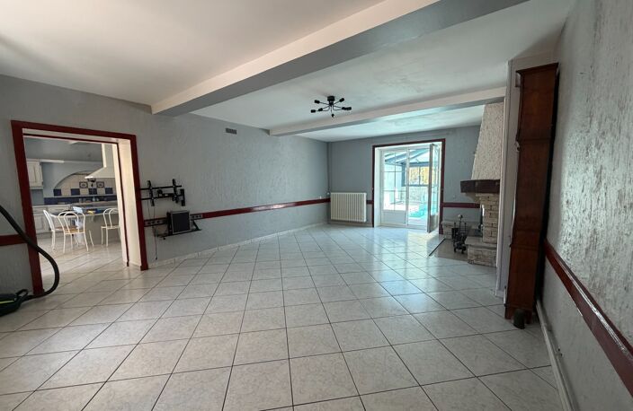 Maison à vendre 7 pièces VILLETTE D'ANTHON (38), 4 chambres, piscine, garage — photo 3