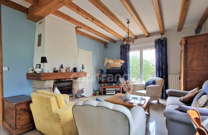 BRESSUIRE - MAISON DE PLAIN-PIED de 100m2 sur sous-sol — photo 3