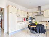 BRESSUIRE - MAISON DE PLAIN-PIED de 100m2 sur sous-sol — photo 4
