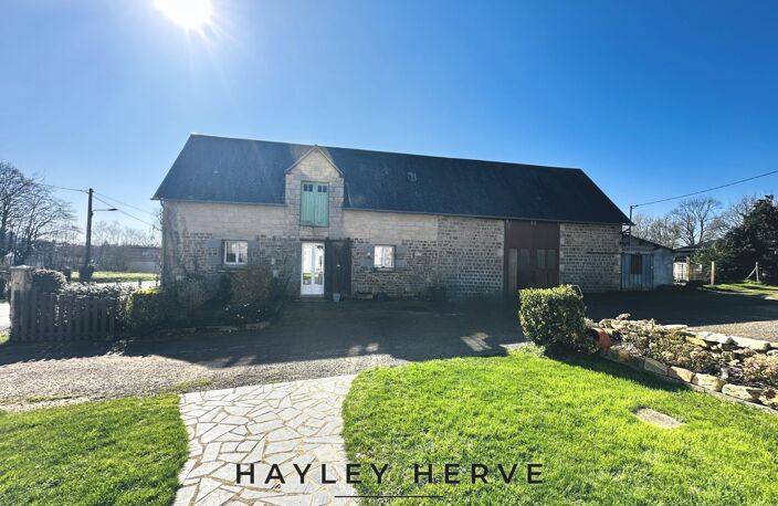 Propriété À VENDRE Deux maisons indépendantes – 215 m² habitables – hangar de 160 m² – terrain d’environ 5 000 m² – secteur Mortain – Mortain LE NEUFBOURG (50) - Mortain — photo 2