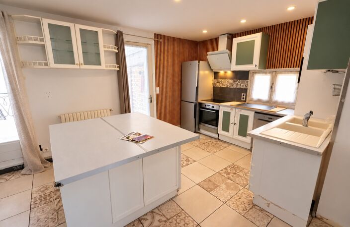 Fleurance, Maison de ville à vendre de 155 M2, cinq chambres, piscine — photo 4