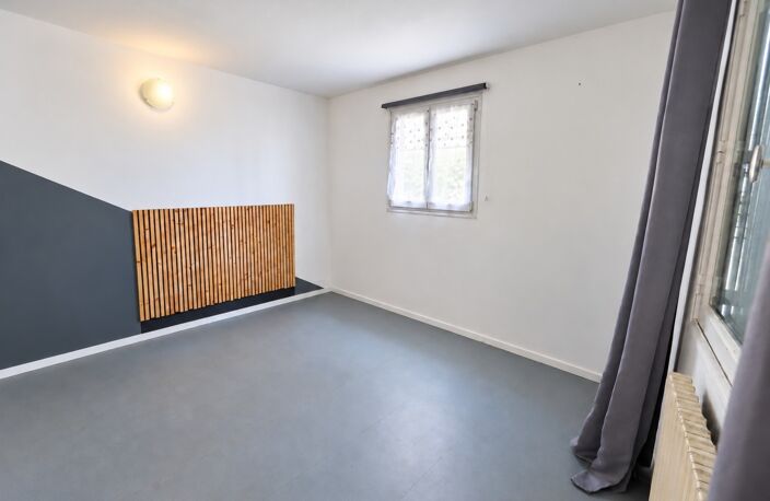 Fleurance, Maison de ville à vendre de 155 M2, cinq chambres, piscine — photo 5