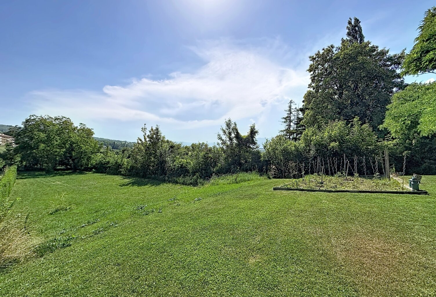 Terrain à construire de 1318m2  COLLONGES SOUS SALEVE (74) — photo 1