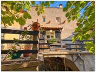 Exclusivité - Maison vigneronne de 120.70m² habitable environ avec jardin, grenier et garage - Neffiès (34320) — photo 2