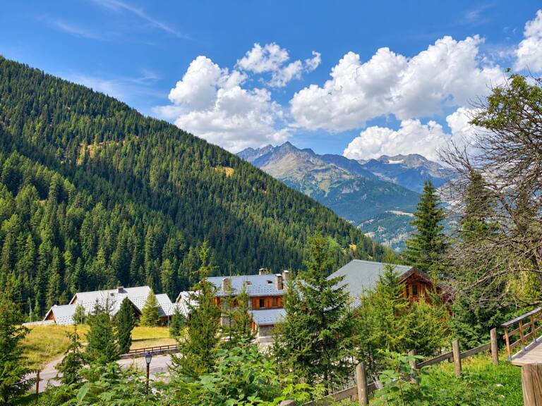 Valfréjus — T2 avec balcon et parking, votre pied-à-terre à la montagne été comme hiver, meublé et équipé! — photo 1