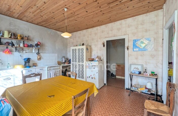 ROSNOEN (29) - Maison 80 m² à rénover - 2 chambres - Terrain 335 m² — photo 3