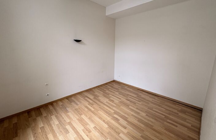 A louer, Appartement T3 rue nationale à côté du square FOCH — photo 3