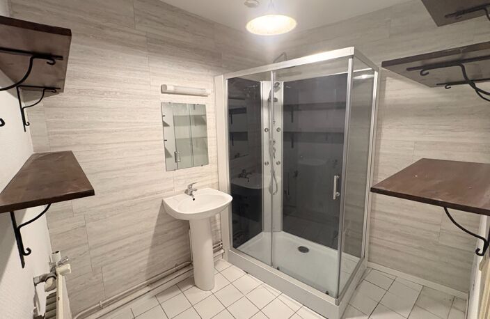 A louer, Appartement T3 rue nationale à côté du square FOCH — photo 4