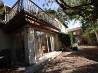 ENSEMBLE IMMOBILIER RARE AVEC MAISON, GÎTE ET 3 700 M² DE TERRAIN — photo 2