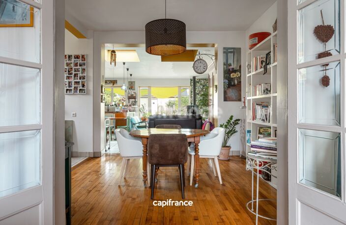 À 5MN du Parc Monod et de l'Université, Maison de caractère, garage, jardin et 2 studios indépendants — photo 2
