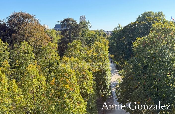 ORleANS COEUR DE VILLE, à vendre bel appartement T5 de 124 m2 vue Cathédrale et parc Pasteur avec balcon, cave et place de parling sécurisé — photo 3
