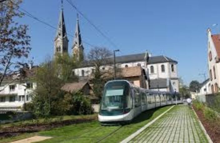 Fonds de commerce à vendre au sud de STRASBOURG (67) : Restaurant Traditionnel - Emplacement n° 1 - Parking privé - 220 m2 - Axe très passant - Flux de voitures — photo 4