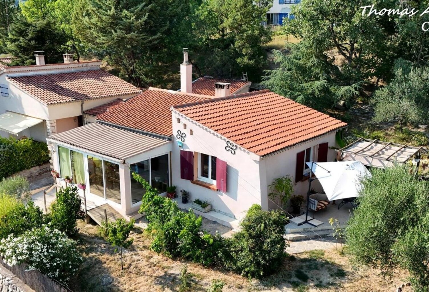 MIRABEAU (04) – Maison de plain-pied – 3 chambres – Véranda – Garage – Terrain 606 m² – Plein Sud — photo 1