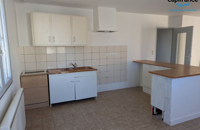 Maison/Immeuble de rapport à vendre 8 pièces CHATELLERAULT (86) — photo 5