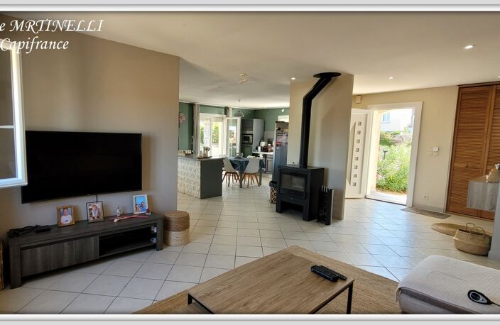 ASTAFFORT : Maison 125 m², 3 chambres, piscine, sous-sol — photo 4
