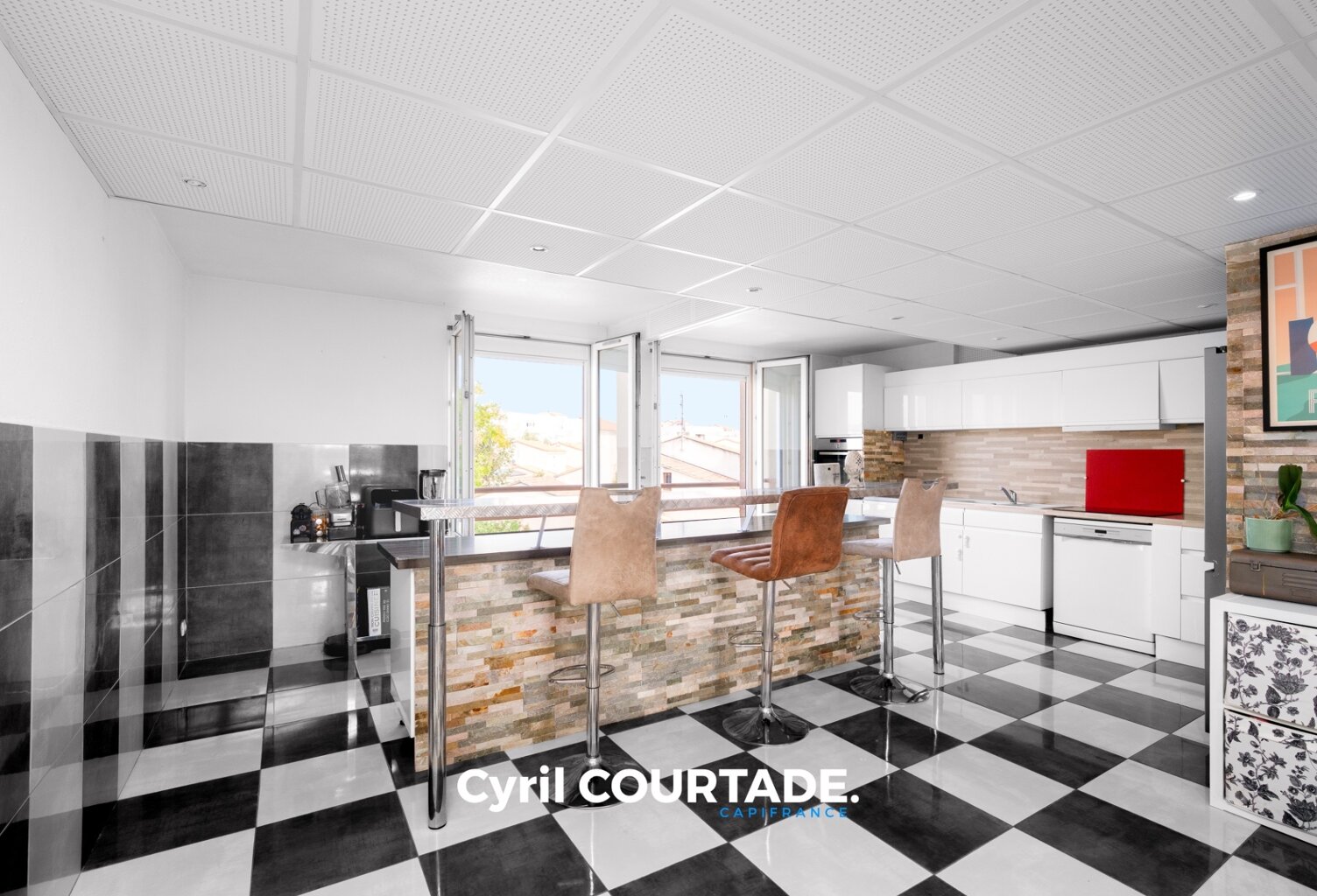 Montpellier, Dpt Hérault (34), Appartement de 118 m² traversant - Terrasse et garage fermé — photo 1