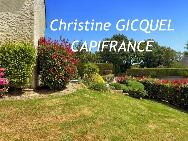 LA BAULE - A VENDRE VILLA 8 PIECES - 4 CHAMBRES - PARC ARBORÉ - GARAGES - POTENTIEL DU SOUS-SOL — photo du bien