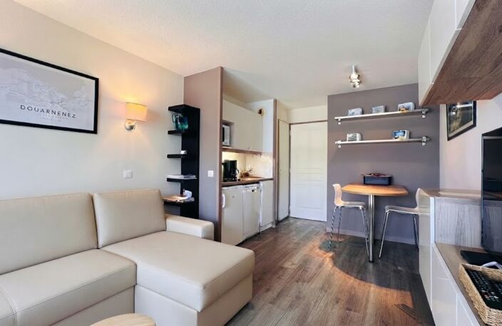 Dpt Finistère (29), à vendre à Tréboul, appartement T2 meublé de 29 m² habitable avec terrasse et parking souterrain — photo 3