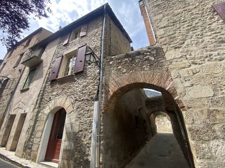 Dpt Pyrénées Orientales (66), à vendre VILLEFRANCHE DE CONFLENT Maison 6 pièces 96 m² avec terrasse à rafraichir — photo 1