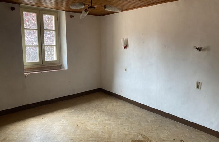 Dpt Pyrénées Orientales (66), à vendre VILLEFRANCHE DE CONFLENT Maison 6 pièces 96 m² avec terrasse à rafraichir — photo 5