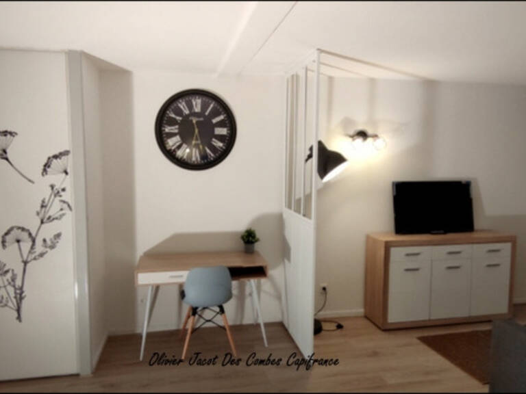 Studio à vendre meublé et locataire en place MONTBELIARD (25) — photo 1