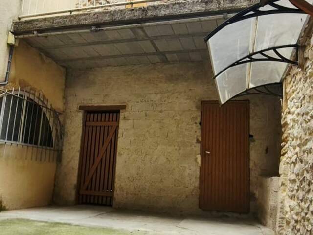 Maison à vendre 6 pièces VALREAS (84) — photo du bien