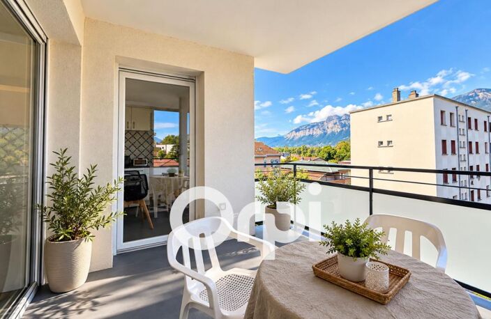 T3 avec terrasse et place de parking - vue sur Chartreuse — photo 3