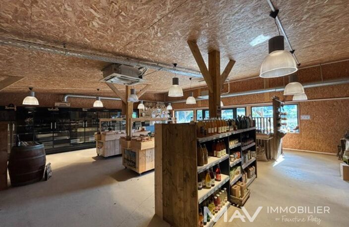 LONGUENESSE – LOCAL COMMERCIAL SUR AXE PASSANT AVEC PARKING — photo 5