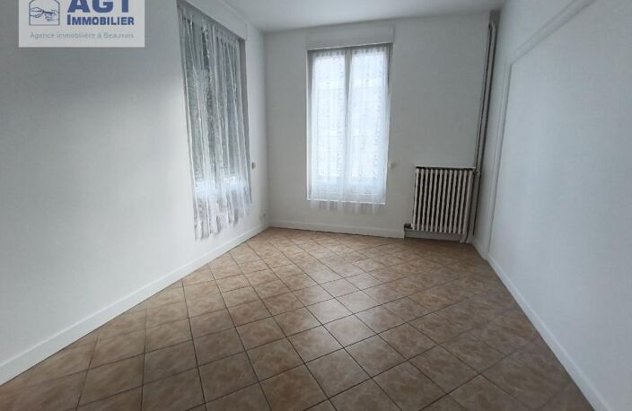 BEAUVAIS — photo 3