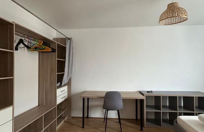 Chambre spacieuse dans un duplex idéalement situé — photo 4