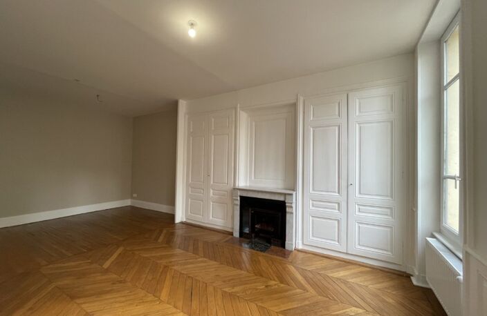 T3 — photo 2