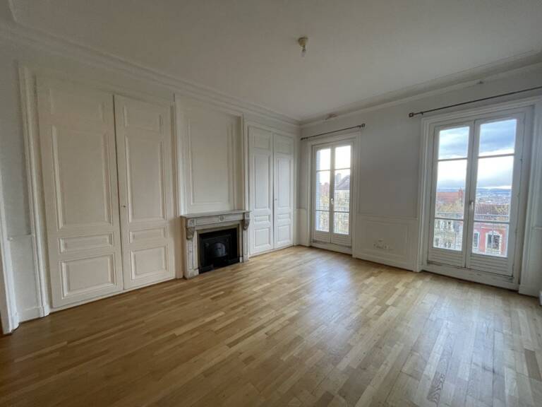 T3 — photo 1