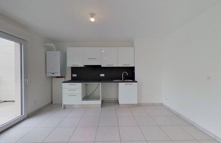 45e - 8 ème rue -SAINT PRIEST-69800 - T3 Non meublé - 986 €CC — photo 2