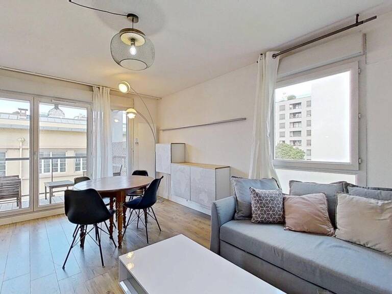10 rue Marie Madeleine Fourcade Lyon 69007 - T3 Meublé - 1040 €CC — photo 1