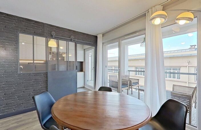 10 rue Marie Madeleine Fourcade Lyon 69007 - T3 Meublé - 1040 €CC — photo 2