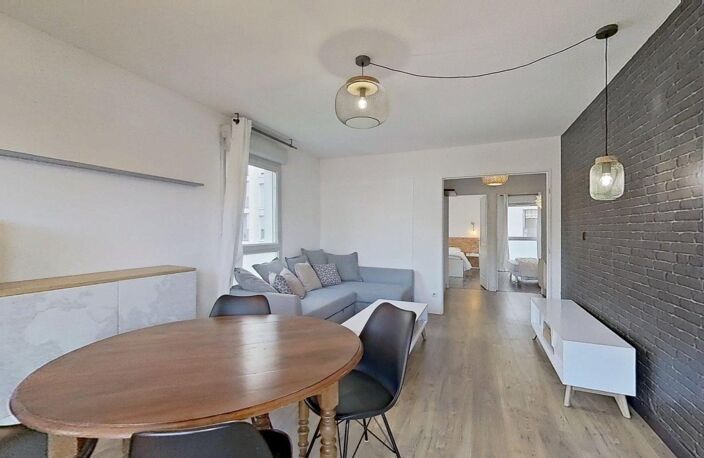 10 rue Marie Madeleine Fourcade Lyon 69007 - T3 Meublé - 1040 €CC — photo 3