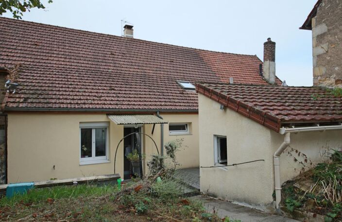 Maison mitoyenne entièrement rénovée ouvrant sur terrain de plain-pied — photo 2