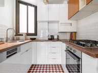 Wagram : 2 pièces refait à neuf par architecte en Duplex avec extérieur — photo 3