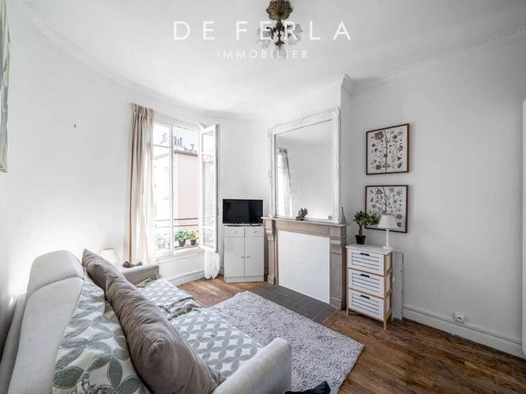 Studio au dernier étage avec vue dégagée - Paris XV — photo 1