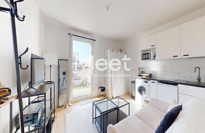 STUDIO - IMMEUBLE RÉCENT - BALCON - VUE DÉGAGÉE — photo 4