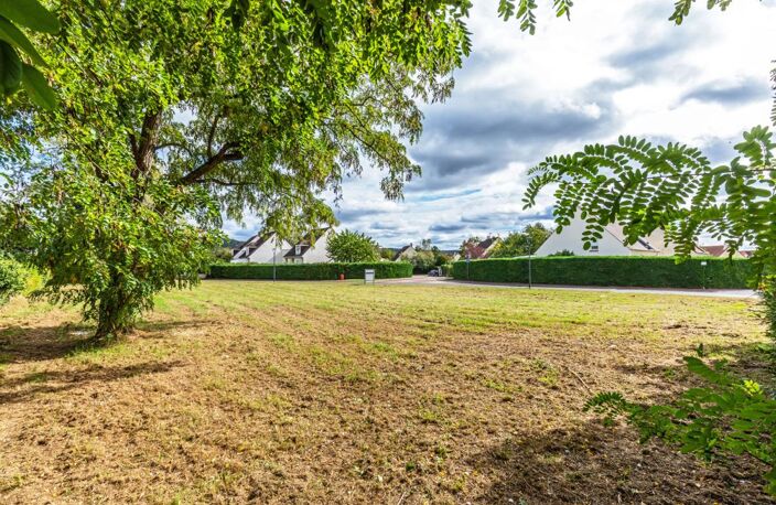 Terrain - 1 359 m² - Verneuil-sur-Seine (78) — photo 2