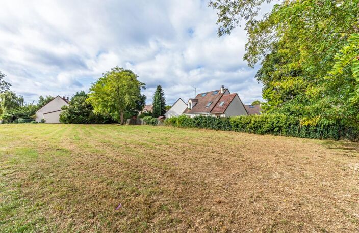 Terrain - 1 359 m² - Verneuil-sur-Seine (78) — photo 4