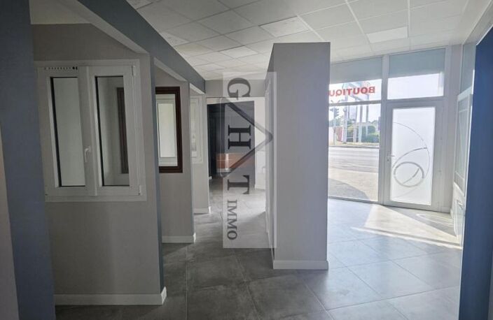 Local d'activité avec logements – rentabilite 9.7% — photo 3