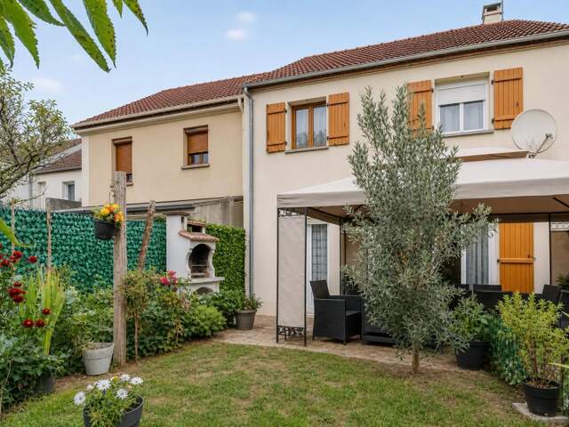 Maison de 5 pièces de 96m² à Les Mureaux — photo du bien