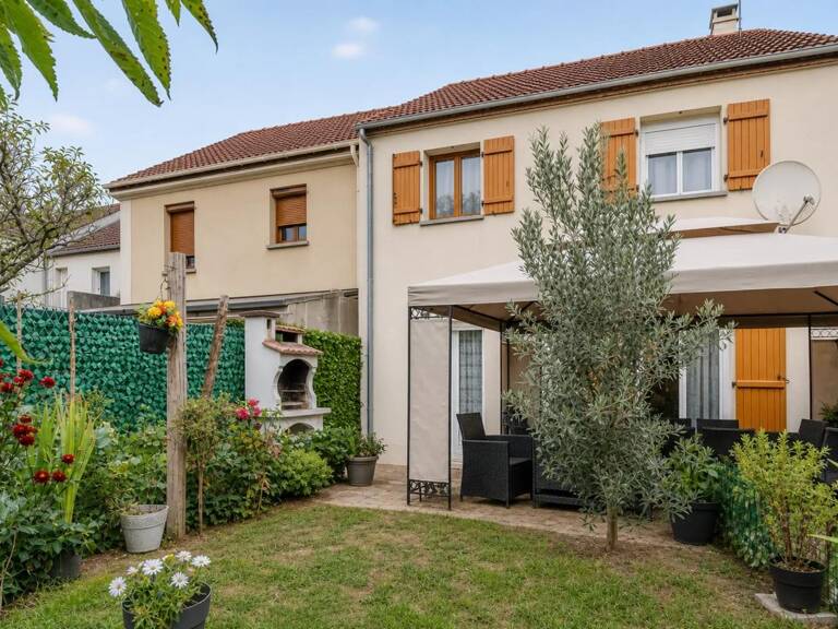 Maison de 5 pièces de 96m² à Les Mureaux — photo 1