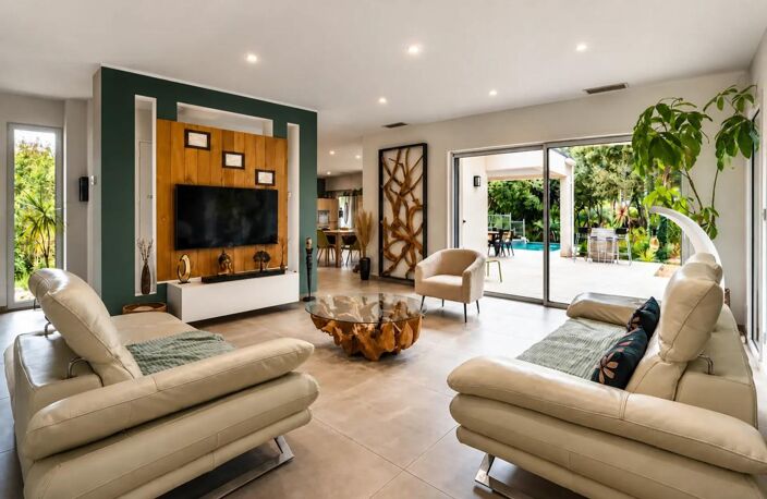 Maison de 10 pièces de 220 m² à Causse-de-la-Selle — photo 5