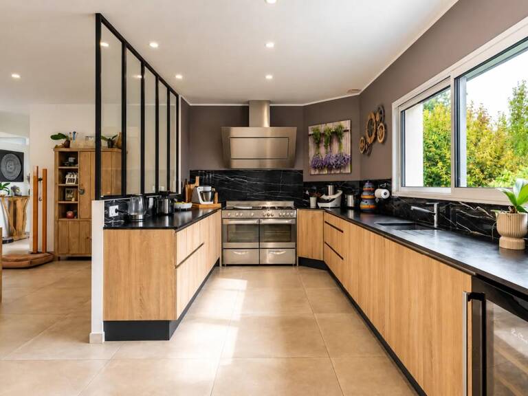 Villa d’architecte de 10 pièces de 220 m² au Causse-de-la-Selle — photo 1